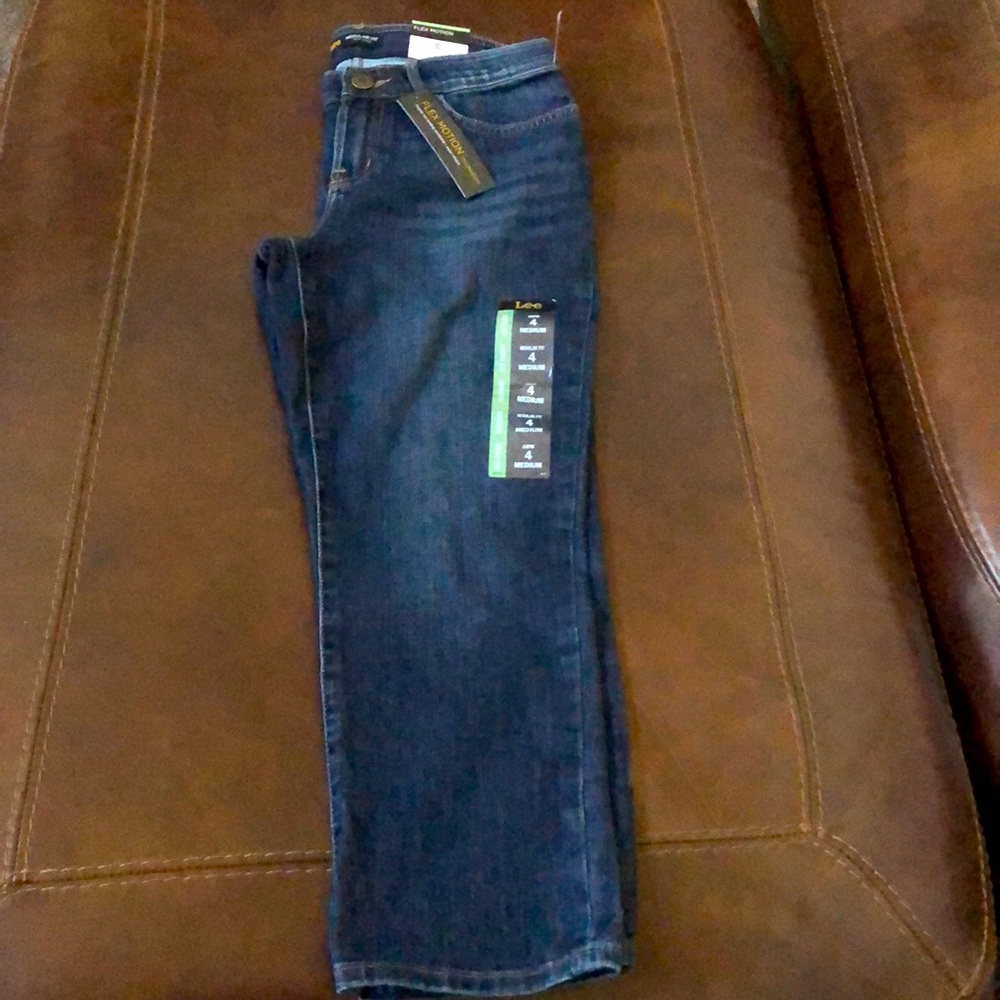 Women’s Lee Capri Jeans NEW